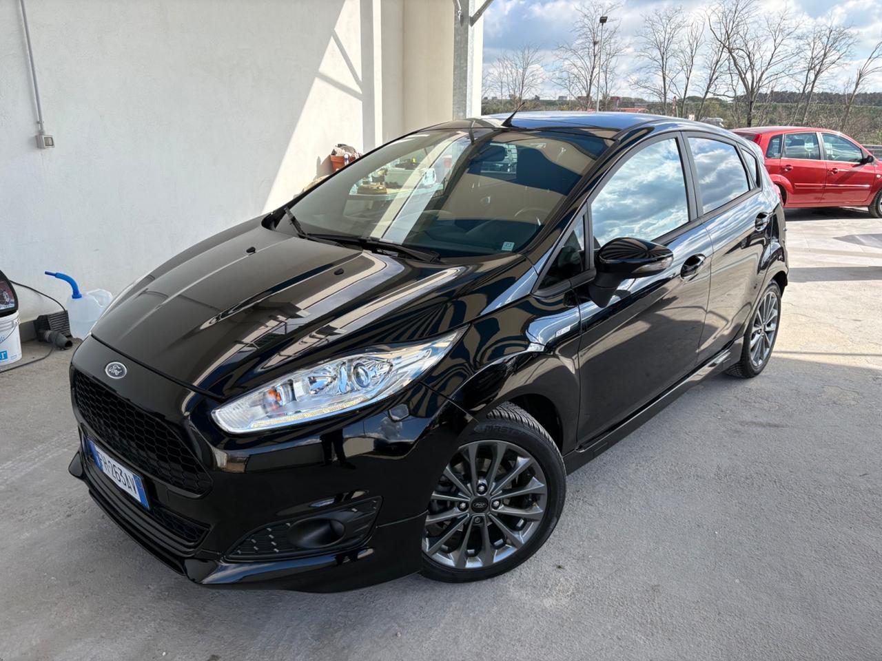 Ford Fiesta 1.5 TDCi 75CV 5 porte ST-Line