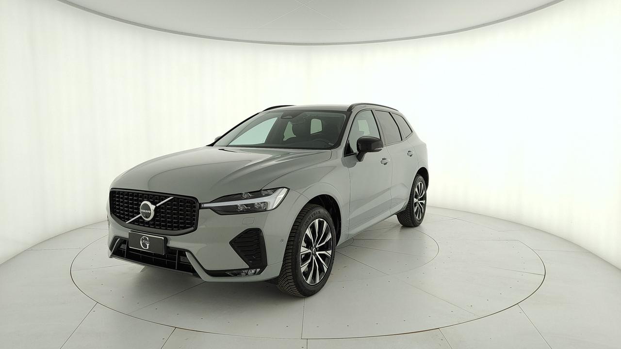 VOLVO XC60 2.0 b4 Plus Dark auto