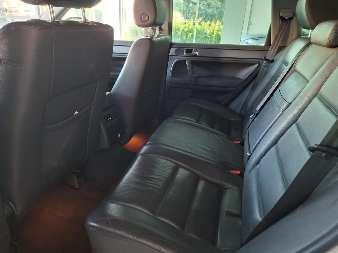 Volkswagen Touareg 2.5 R5 TDI DPF tiptronic Exclusive 4X4