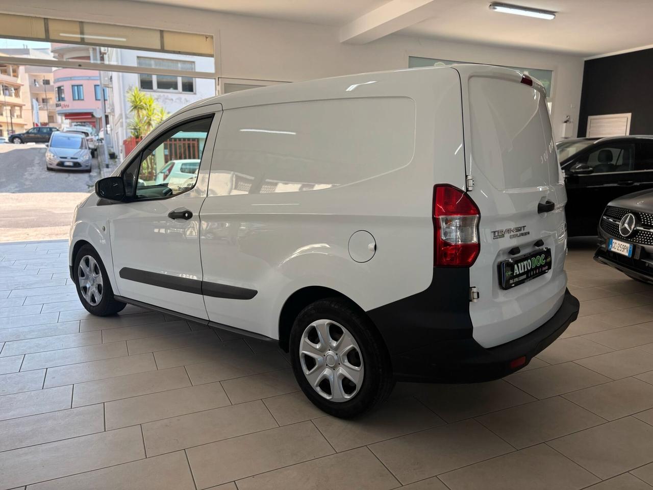 Ford Transit Courier
