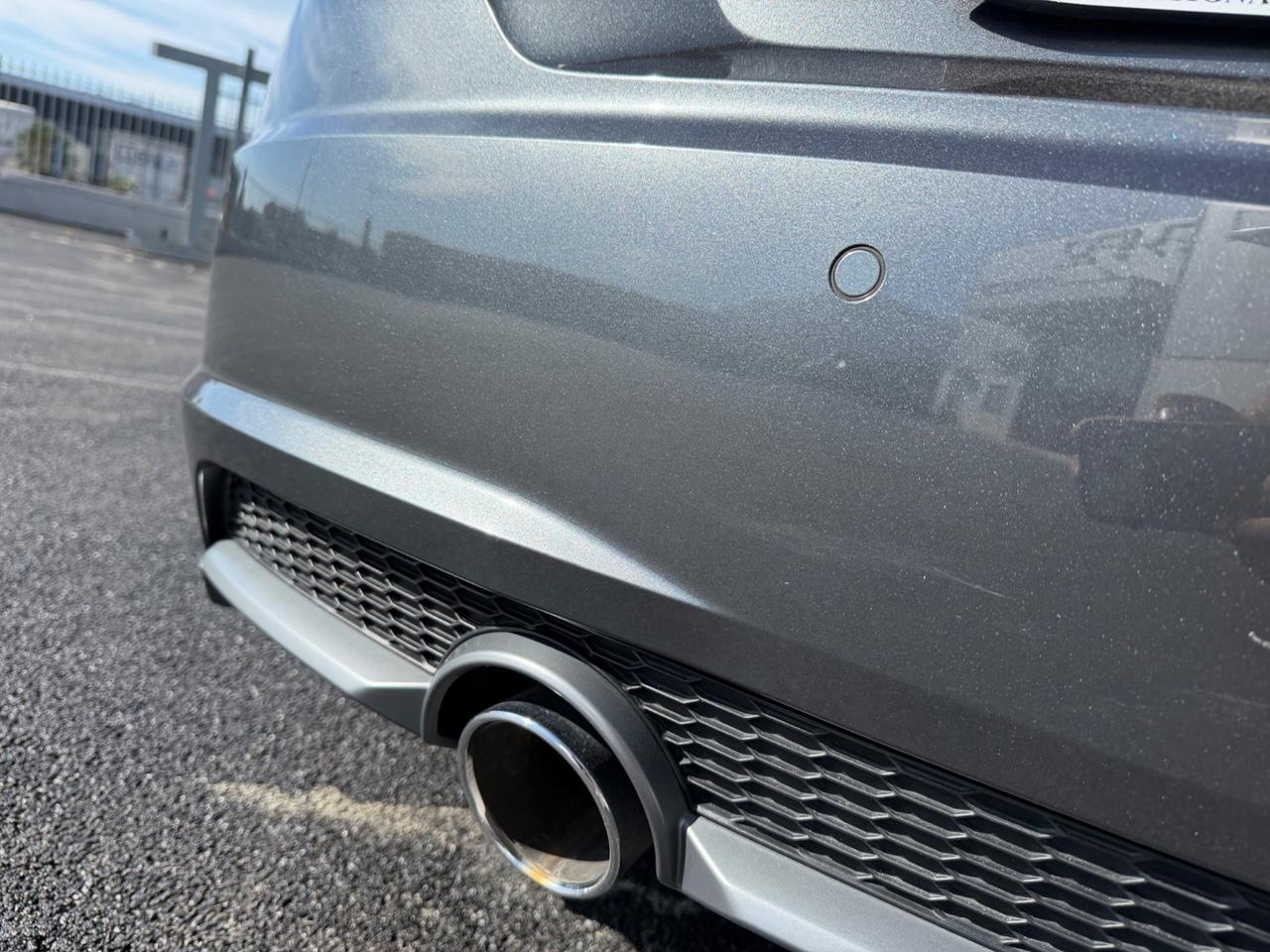 Audi TT Roadster 2.0 TDI ultra S line