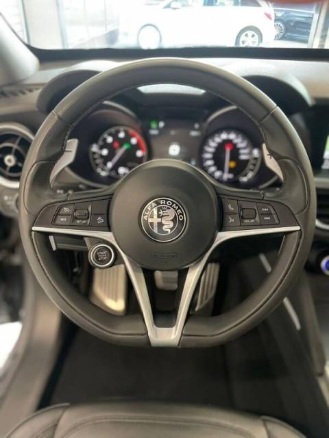 Alfa Romeo Stelvio 2.2 t Business Q4 210cv auto my19