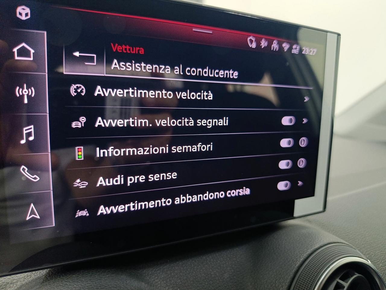 Audi Q2 35 TFSI Business Advanced