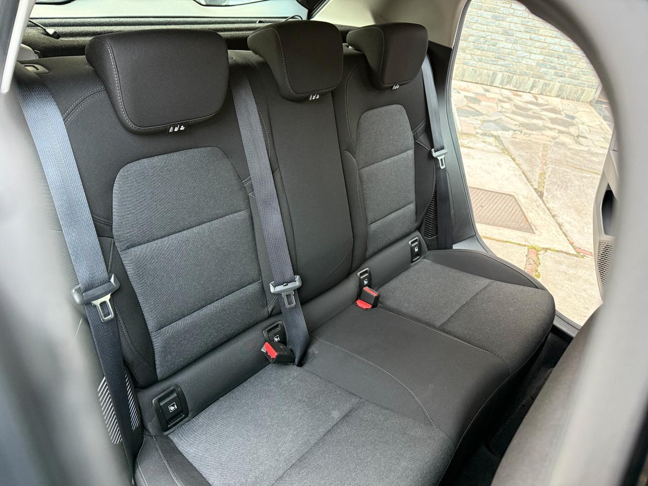 Renault Clio Full Hybrid E-Tech 145 CV 5 porte R.S. Line automatica