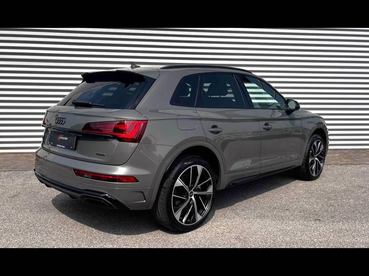 AUDI Q5 40 TDI MHEV S-TRONIC QUATTRO IDENTITY BLACK