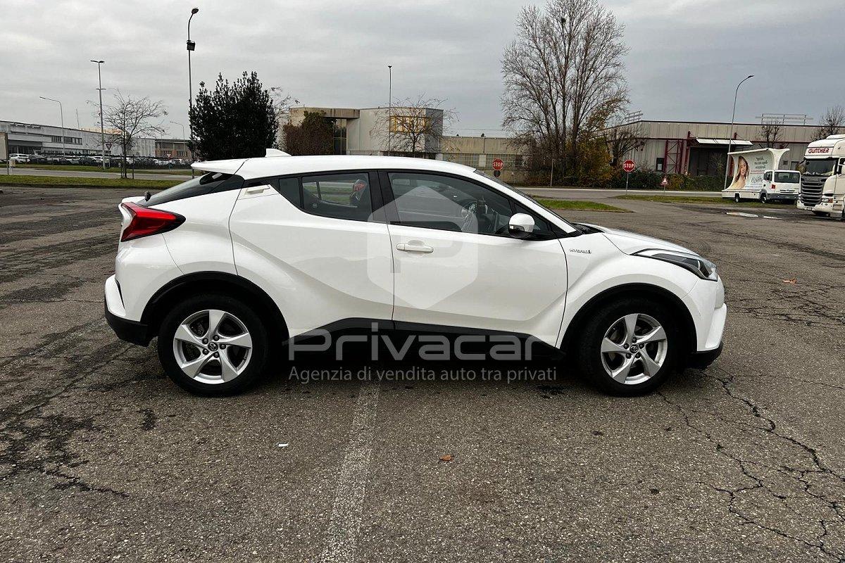 TOYOTA C-HR 1.8 Hybrid E-CVT Style