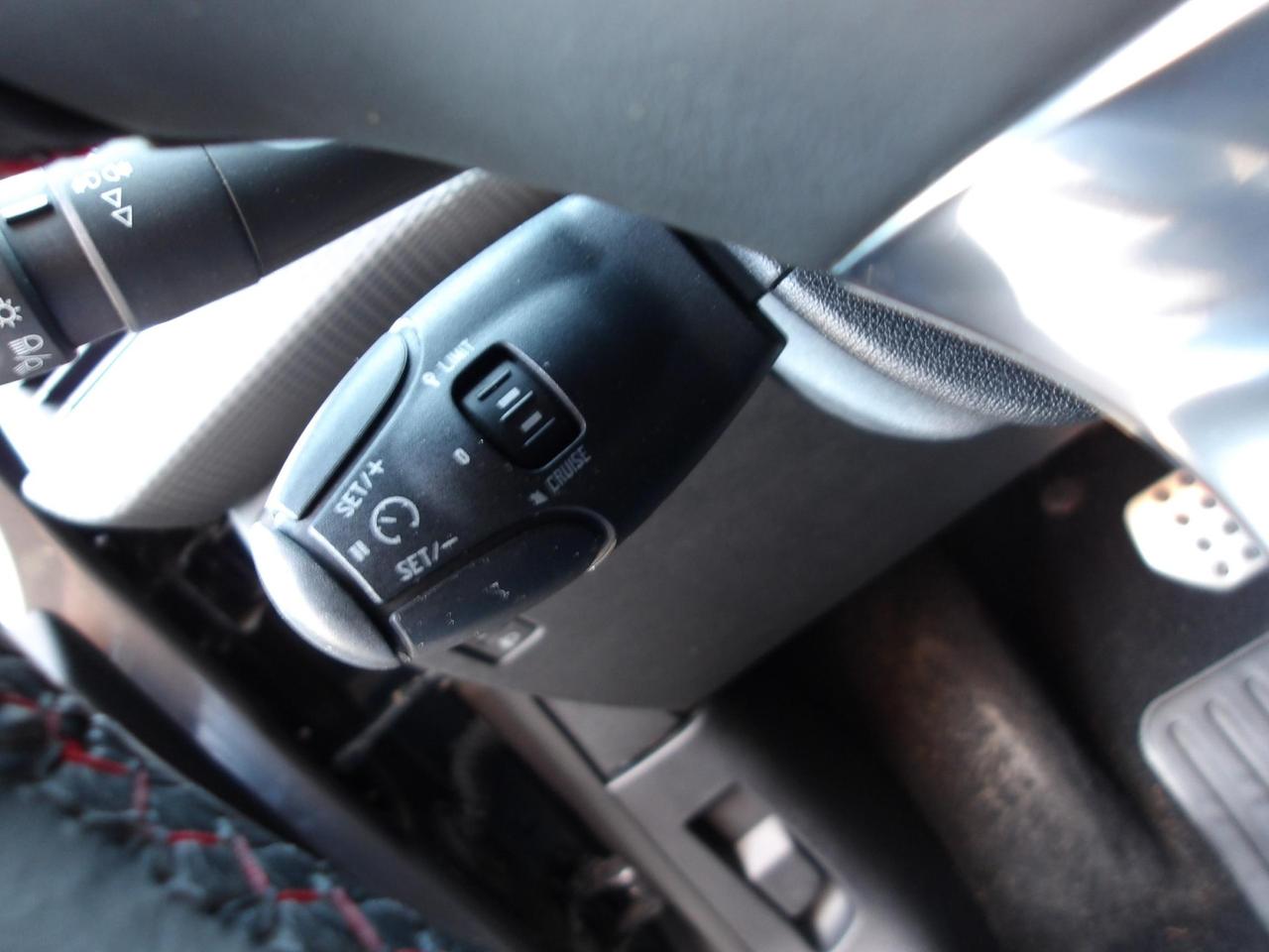 Peugeot 2008 1.2 puretech t Gt Line s&s 110cv eat6 my18