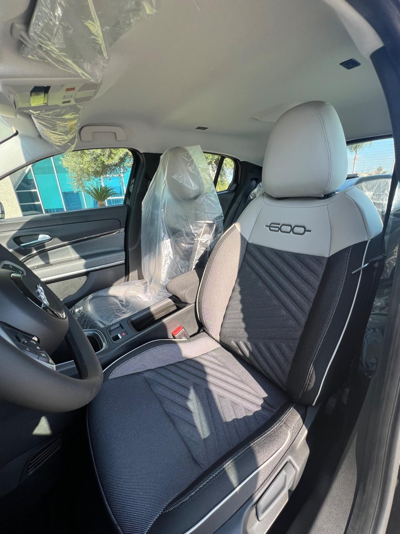 Fiat 600 1.2 145cv Icon possibilità noleggio no scoring