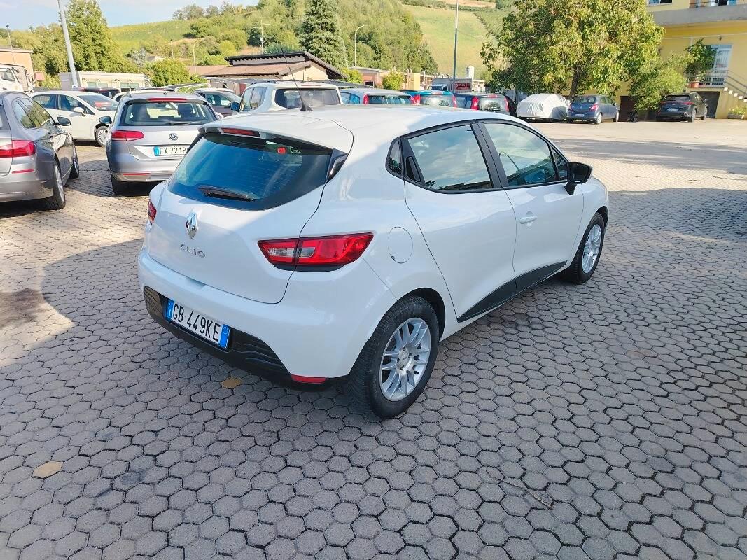 Renault Clio 1.2 Live Gpl 75cv