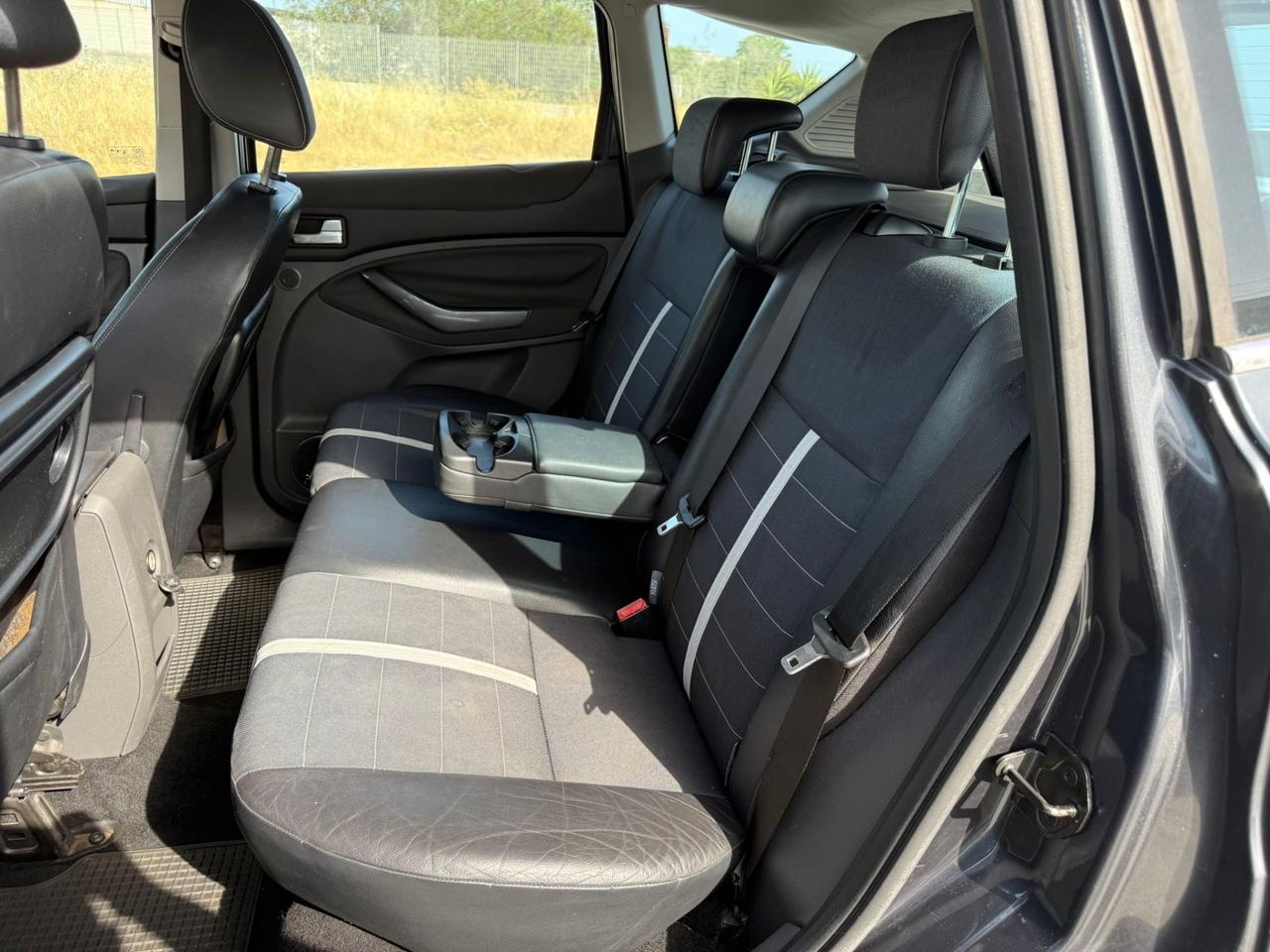 Ford Kuga 2.0 TDCi 136 CV 4WD Titanium 4X4 integrale
