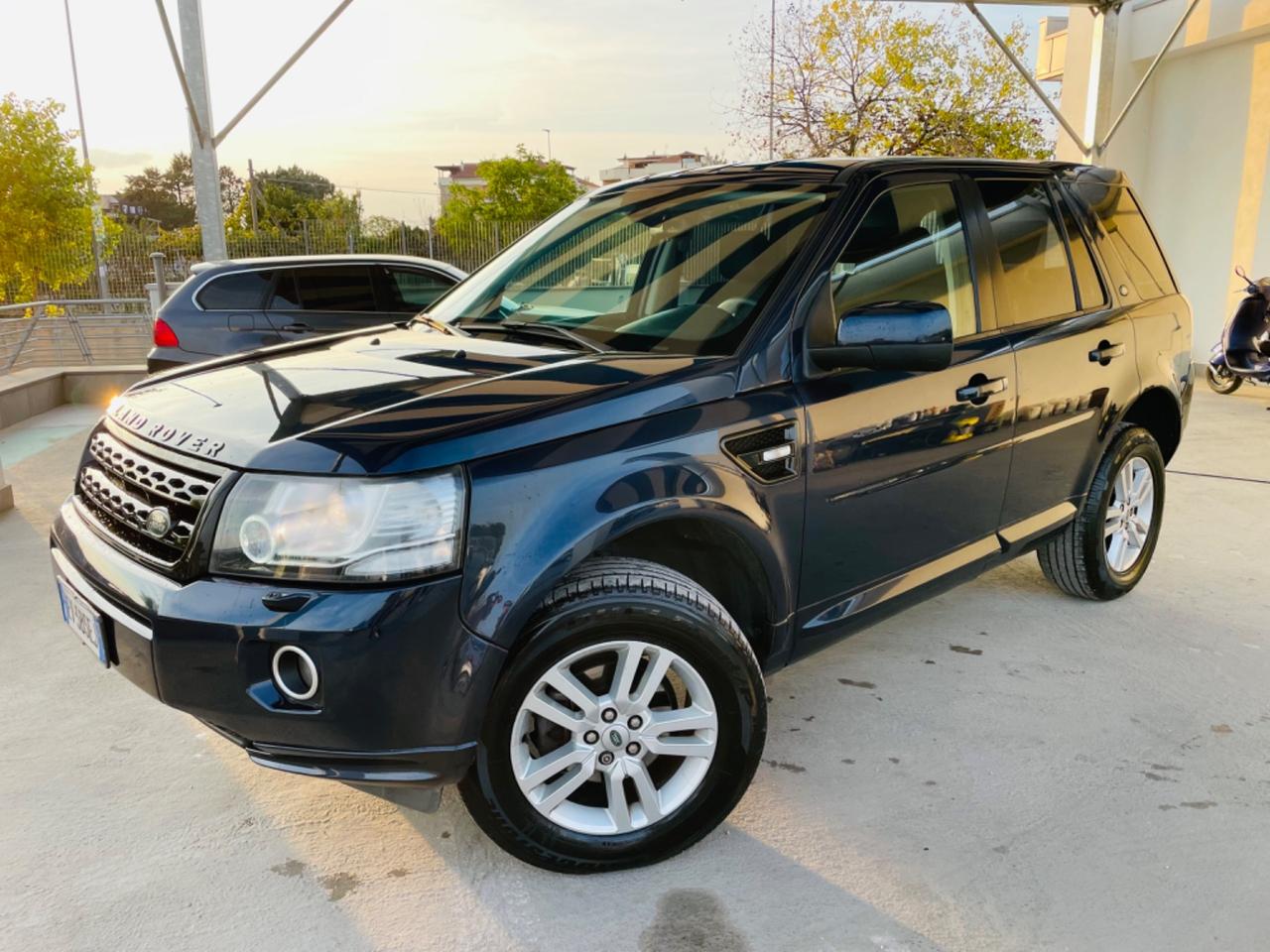 Land Rover Freelander 2.2 TD4 S.W. SE