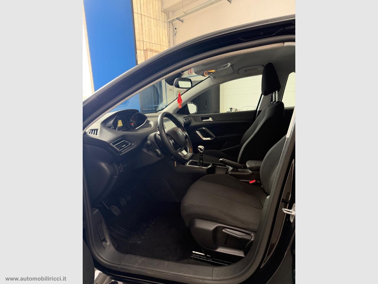 PEUGEOT 308 PureTech Turbo 130 S&S Active