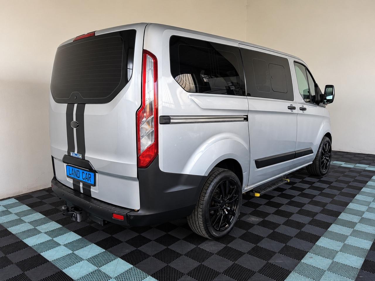 Ford Tourneo Custom 2.0 Tdci 310 L1 8 POSTI