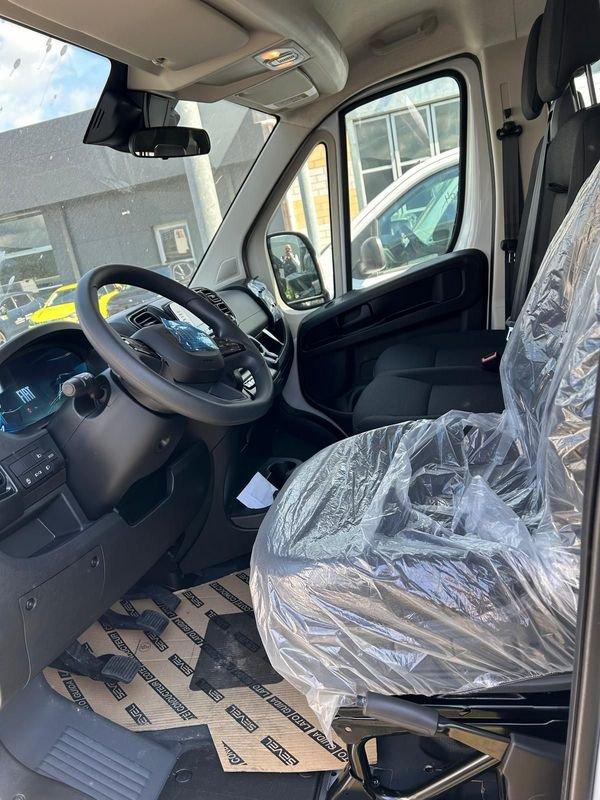 FIAT Ducato Maxi 35 2024 Maxi 35 XLH1 cabinato d.cab 2.2 mjt3 140cv