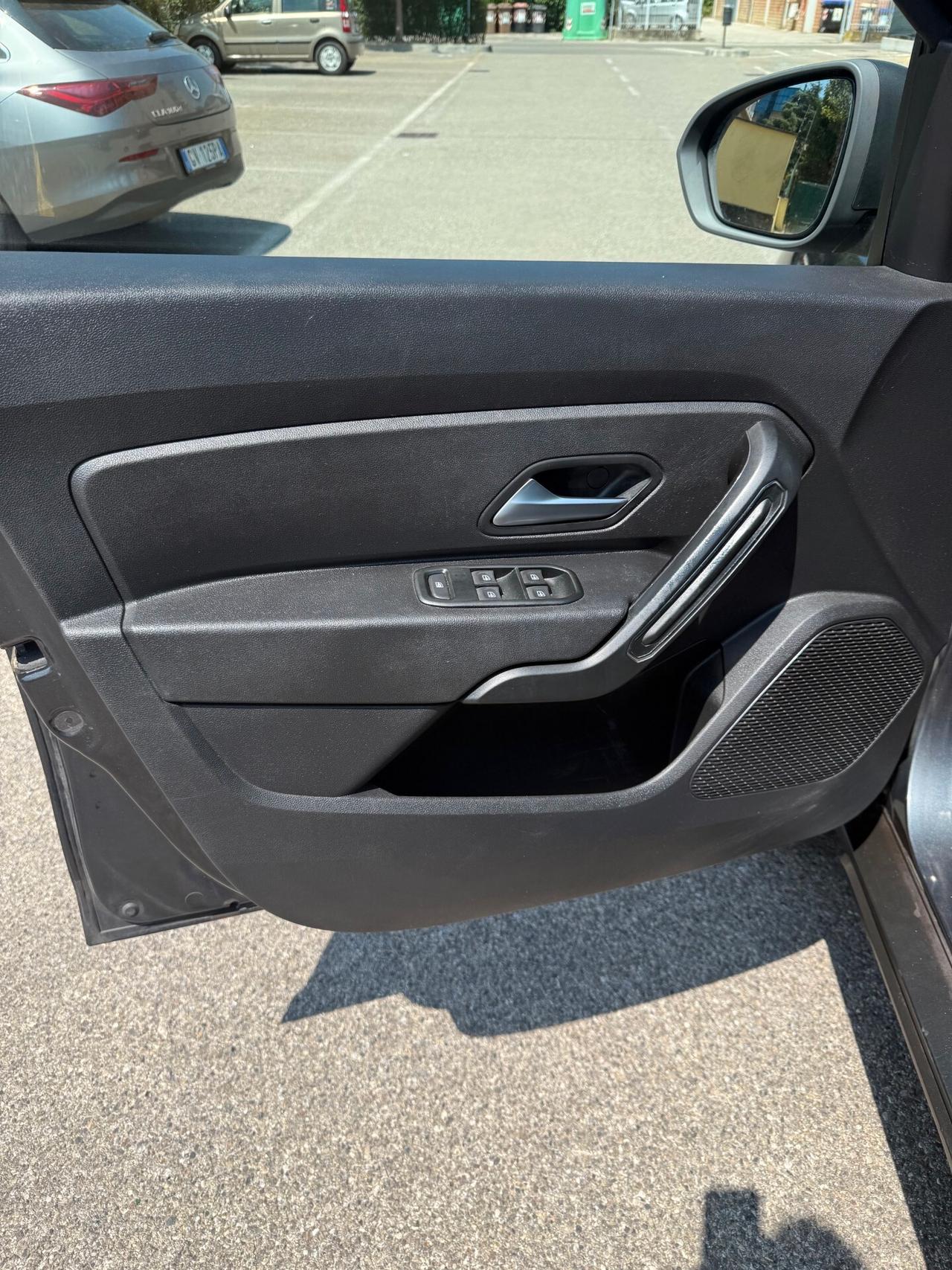Dacia Duster 1.0 tce Gpl - NAV. - 12 MESI DI GARANZIA -