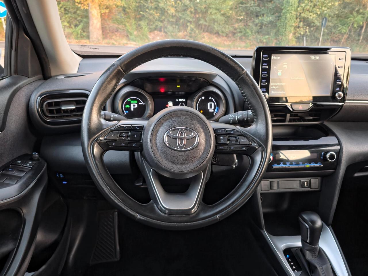 Toyota Yaris Cross 1.5 Hybrid 5p. E-CVT Business E6 Automatica NEO 2022