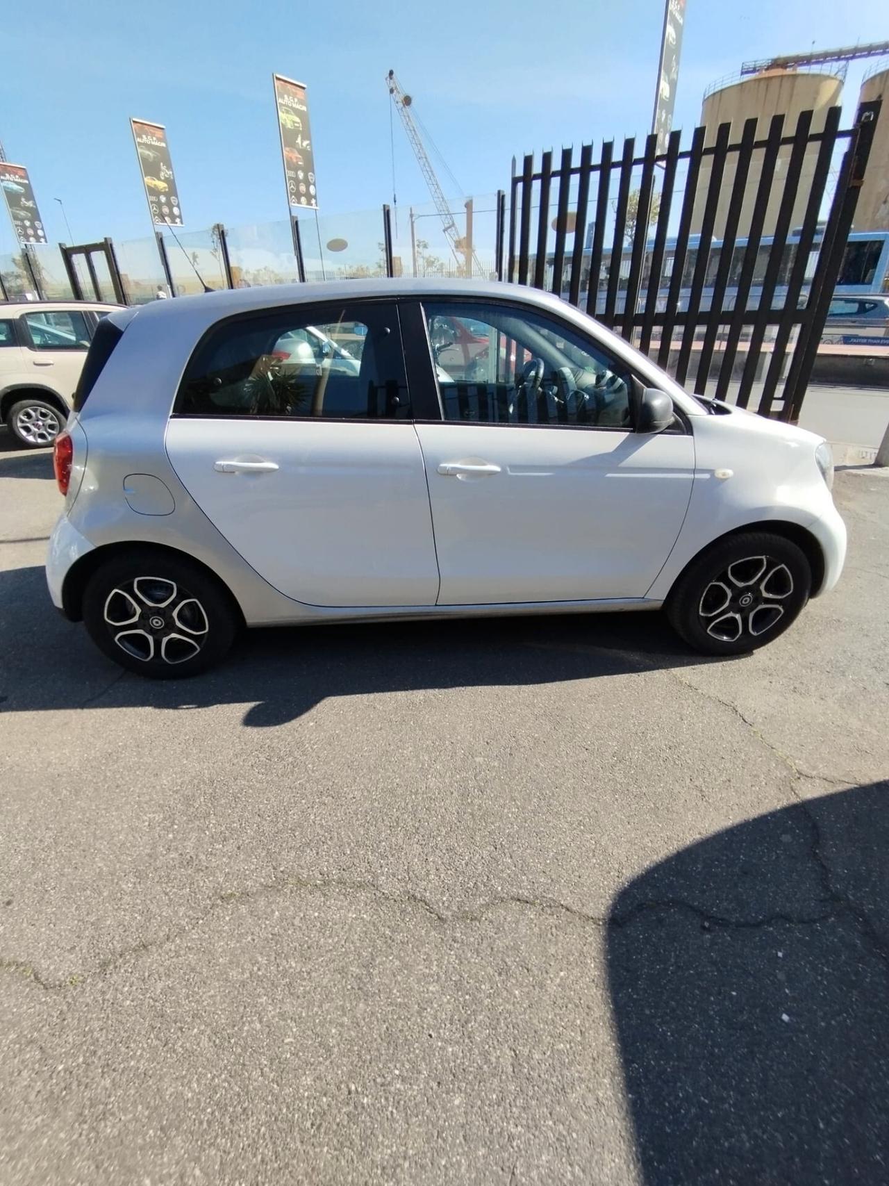 Smart ForFour 70 1.0 twinamic Brabus Style