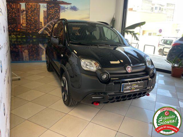 FIAT Panda Cross 1.0 Hybrid *DISPLAY COLORI