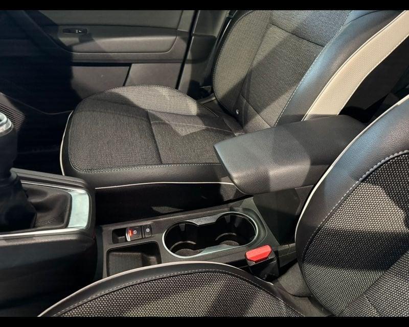 Renault Captur 2ª serie Mild Hybrid 140 CV Intens