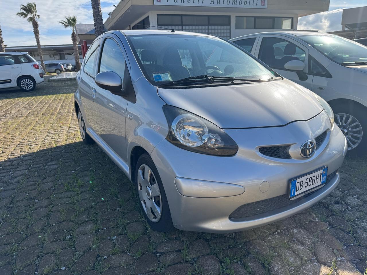 Toyota Aygo 1.4 turbodiesel 5 porte Sol