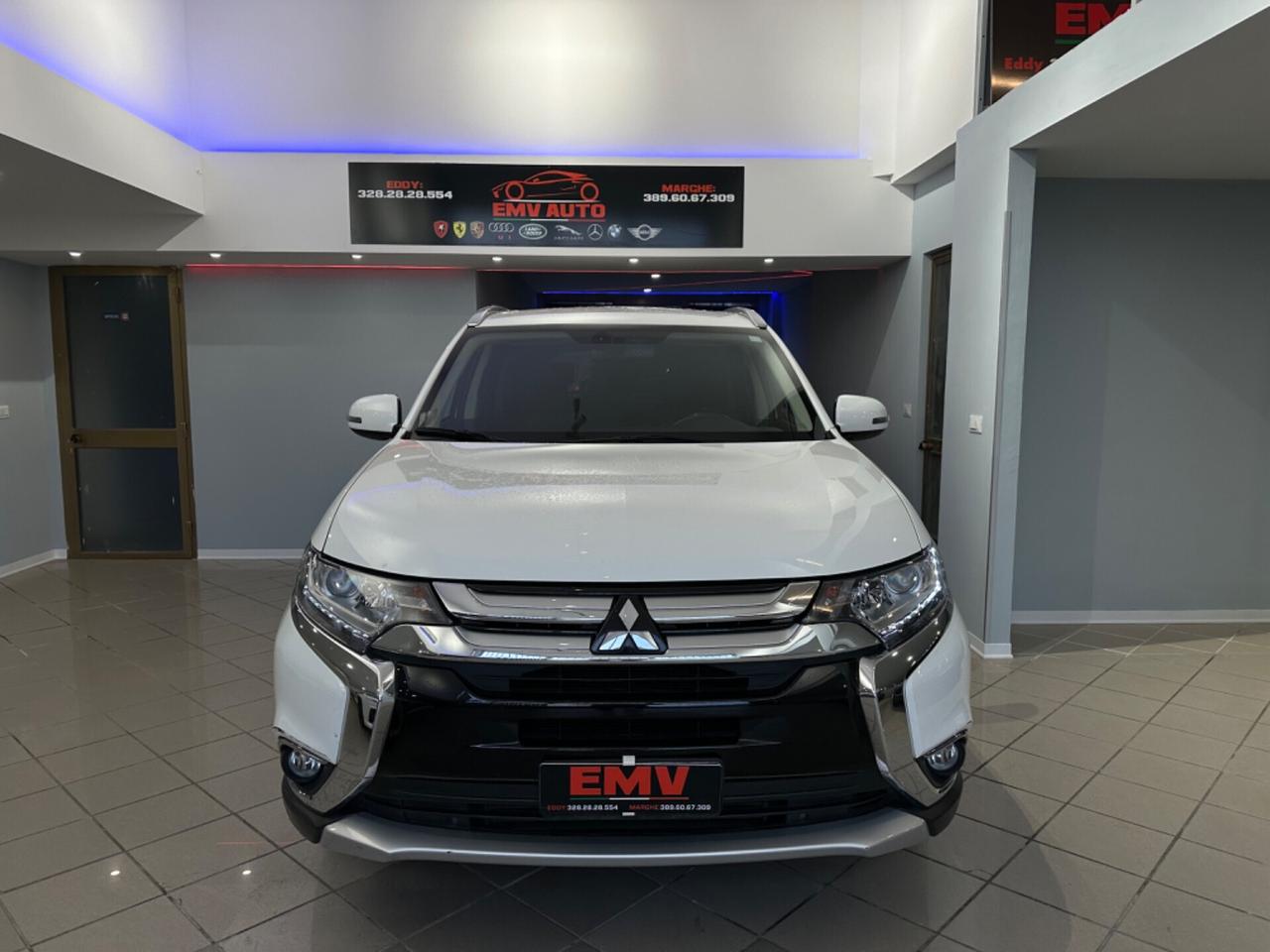 Mitsubishi Outlander 2.2 DI-D 2WD. Instyle OFFERTA VALIDA CON FINANZIAMENTO.