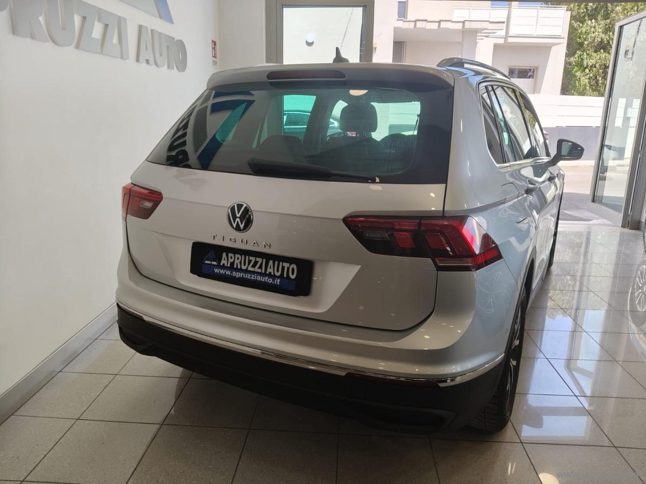 VOLKSWAGEN Tiguan 2.0 TDI 150CV SCR DSG Life