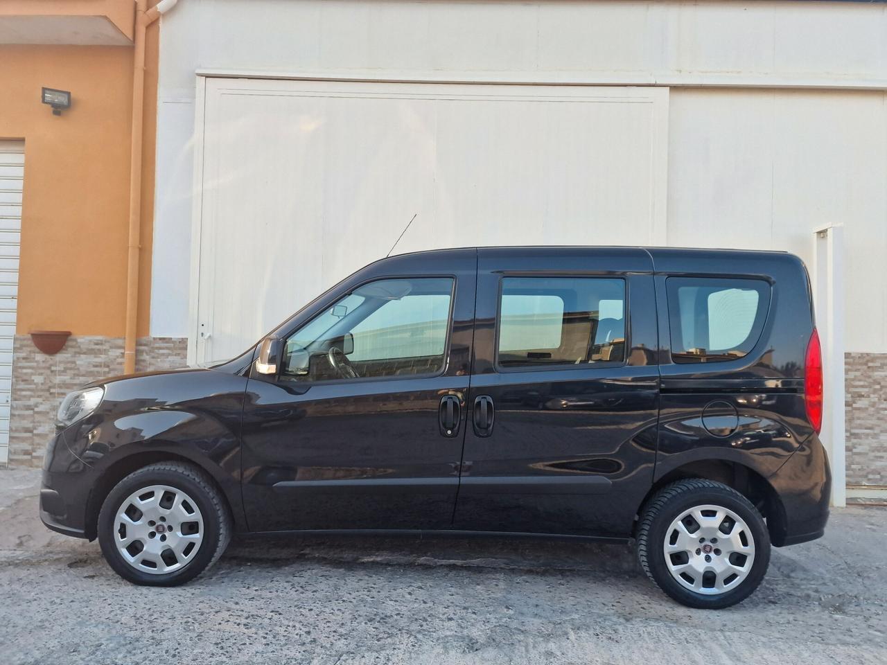Fiat Doblo 1.6 MTJ 120CV Giugno2016
