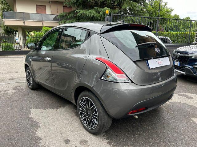 LANCIA Ypsilon 1.0 FireFly 5 porte Hybrid Gold *PREZZO PROMO*
