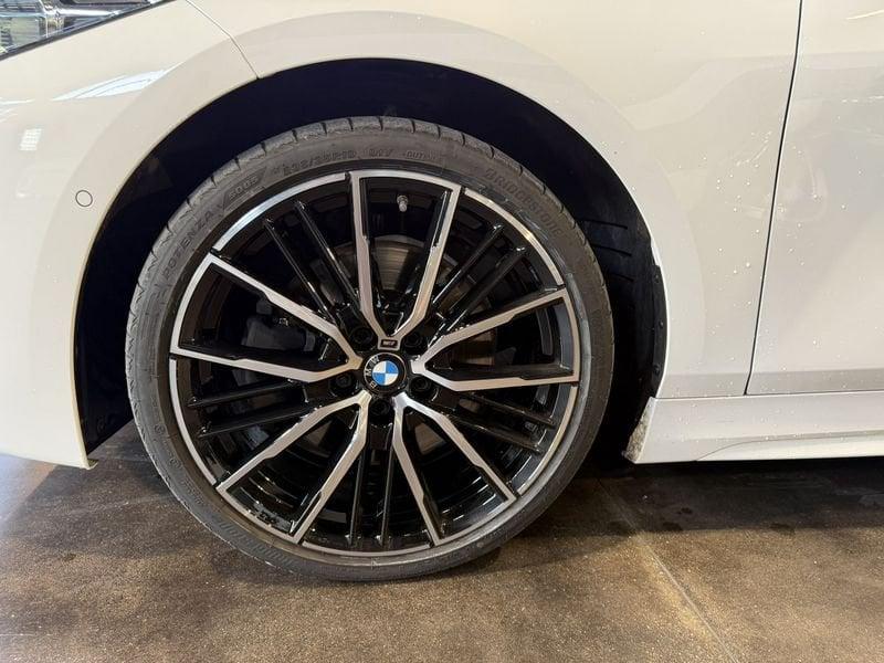 BMW Serie 1 120d xDrive 5p. Msport