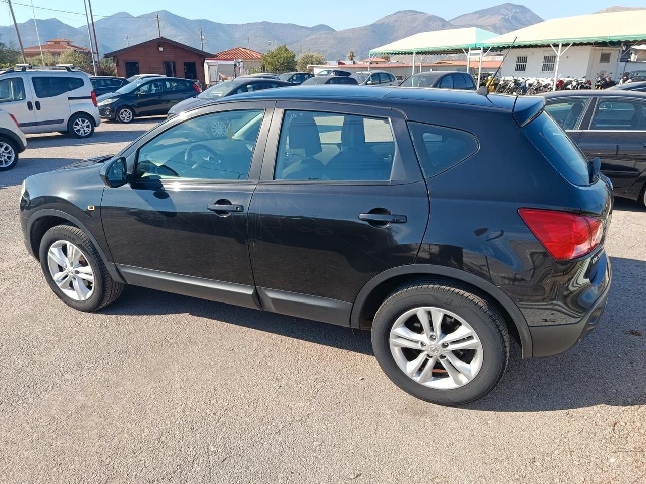 Nissan Qashqai 2.0 dCi DPF 4WD Tekna