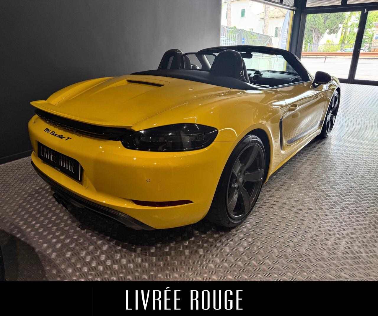 Porsche 718 Boxster T