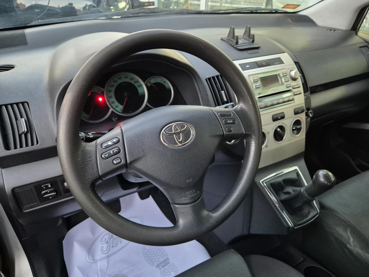 Toyota Corolla Verso 5posti