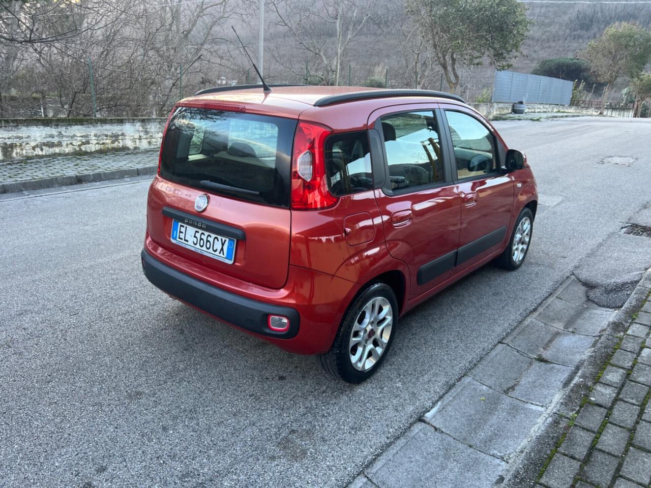 Fiat Panda 0.9 TwinAir Turbo S&S Lounge 90mila km