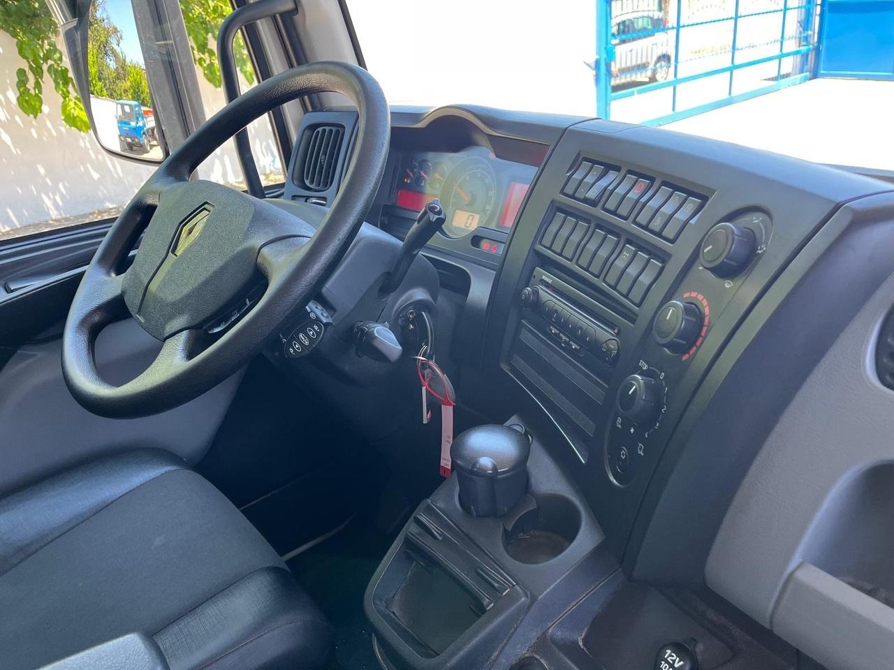 Renault midlum 140 -188 kw-c autom-centina/pedana -2014