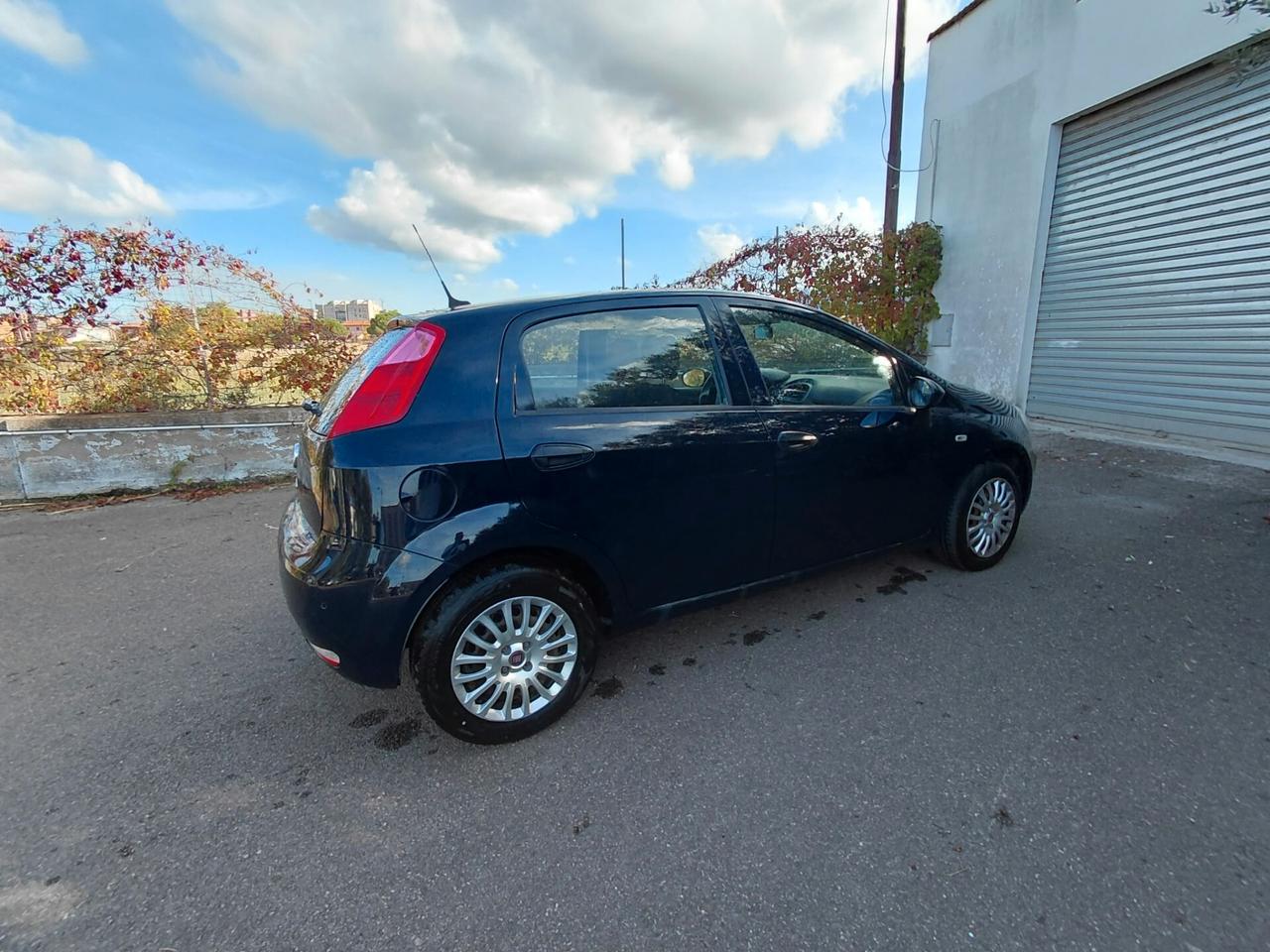 Fiat Punto 1.3 MJT II S&S 95 CV 5 porte Street