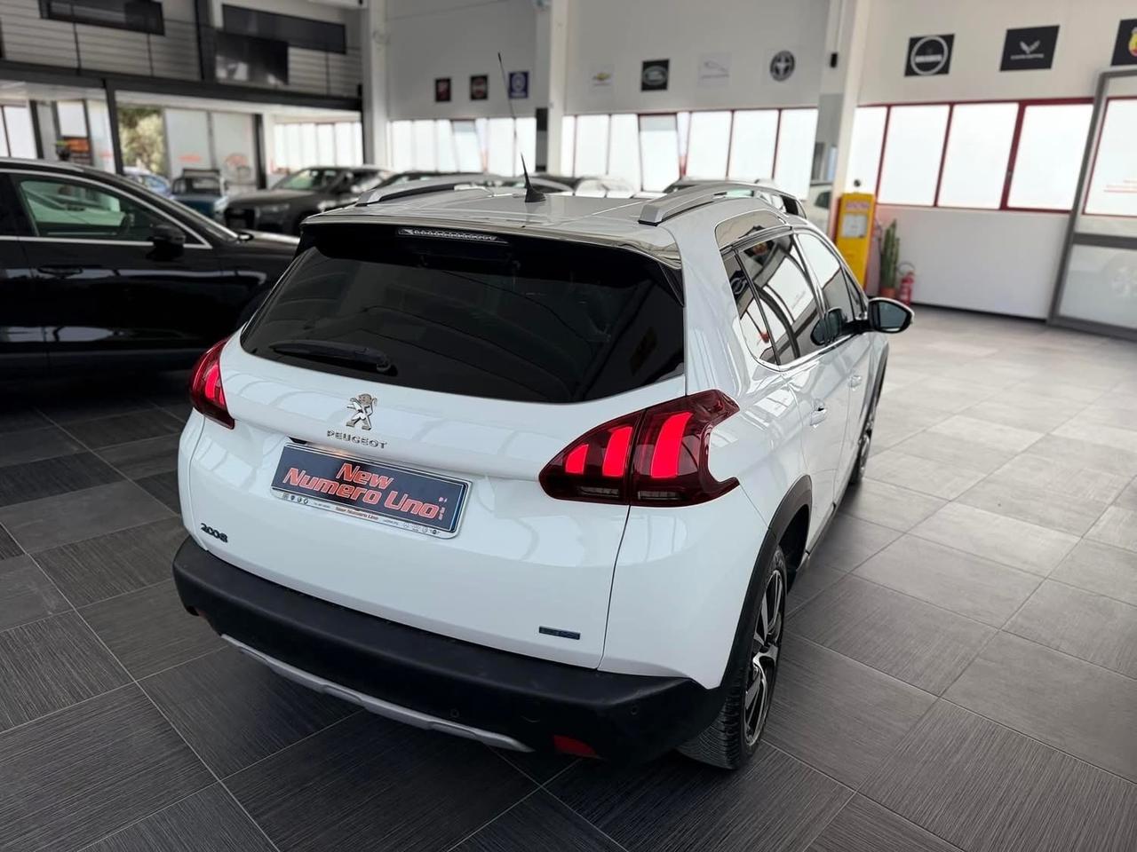 Peugeot 2008 1.6 Blue-hdi 120cv Allure 2016