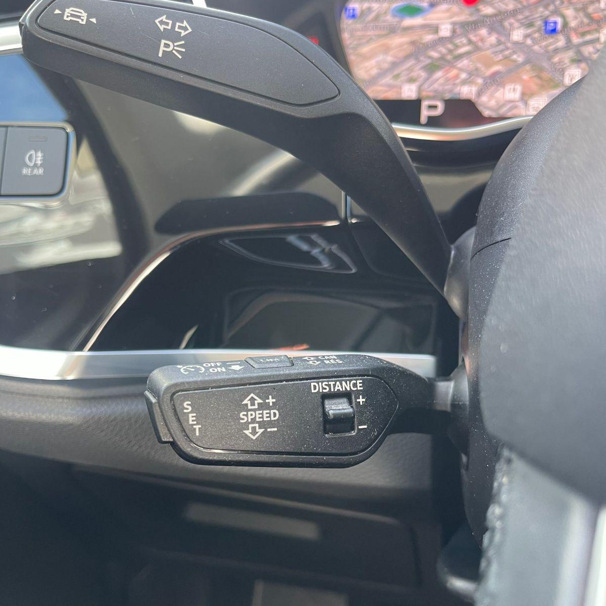 AUDI - Q3 - 35 TDI S tronic