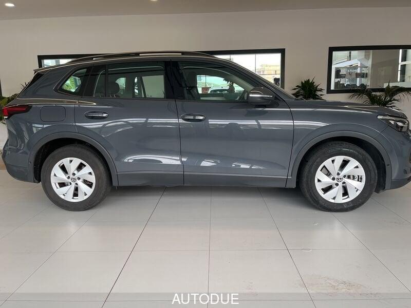 Volkswagen Tiguan III 2024 2.0 tdi Life 150cv dsg
