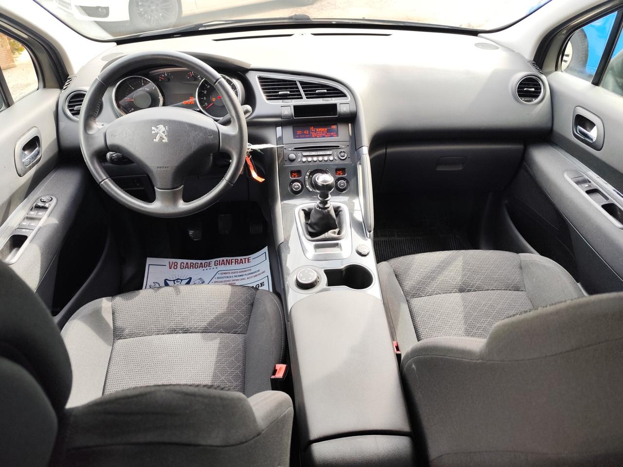 Peugeot 3008 1.6 HDi 115CV Business