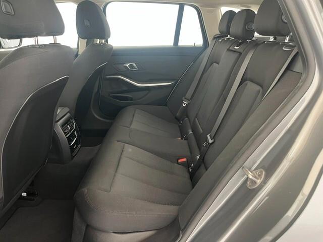 BMW 320d Touring mhev 48V auto - IVA ESPOSTA
