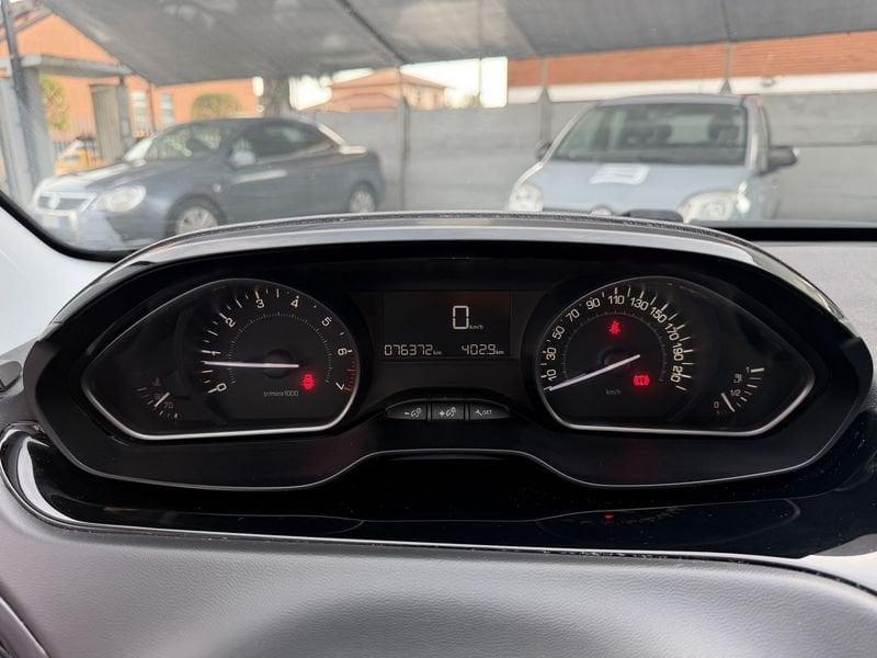 Peugeot 208 208 5p 1.2 puretech Allure 82cv CINGHIA NUOVA !!!