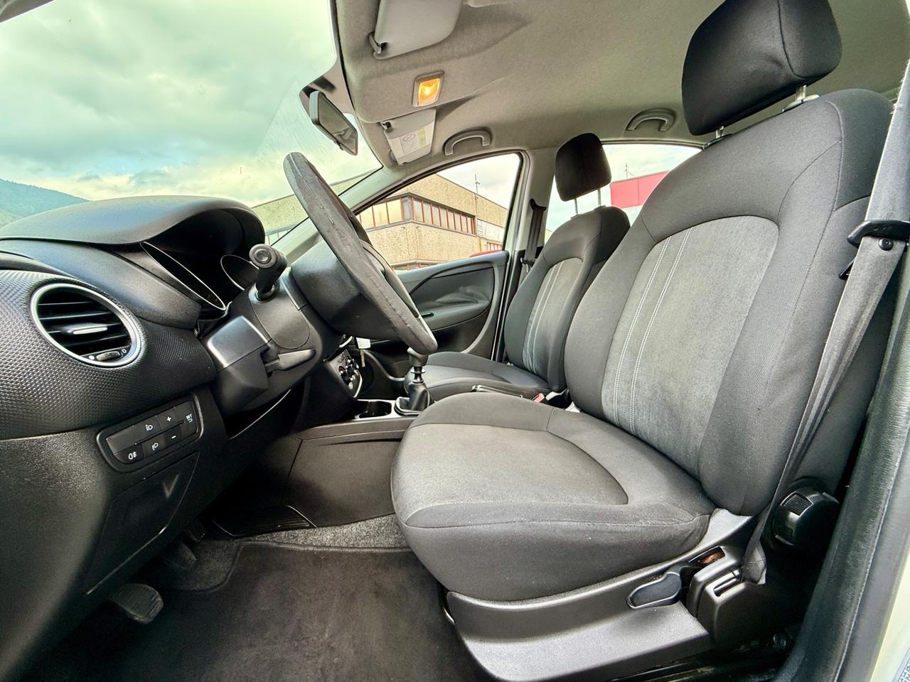 Fiat Punto 1.4 8V 5 porte Natural Power Street