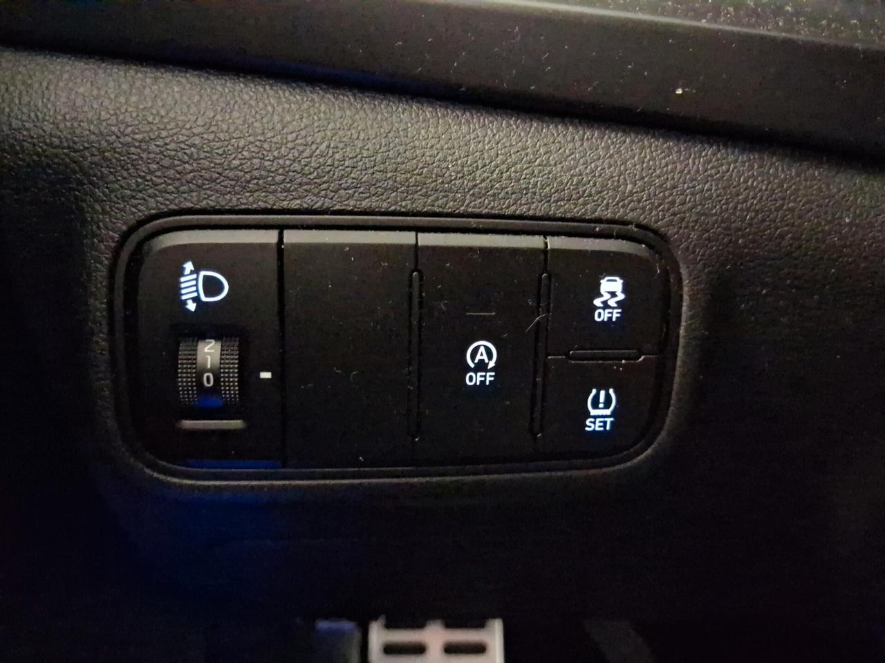Hyundai Bayon 1.0 T-GDI Hybrid 48V iMT XLine + led pack