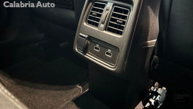 RENAULT Captur Mild Hybrid 140 CV Techno