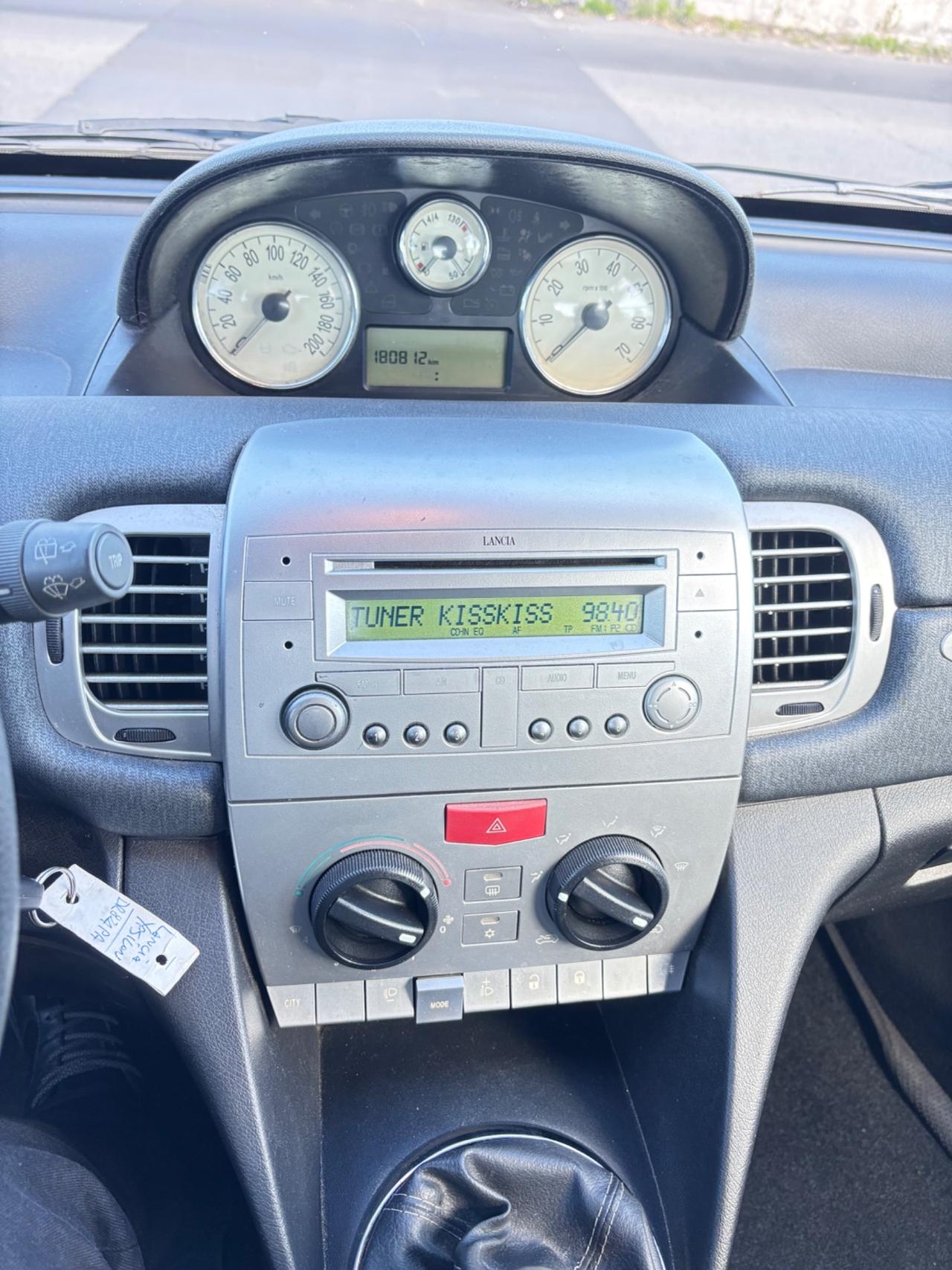 Lancia Ypsilon 1.2 Argento