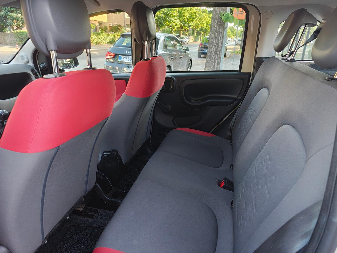 Fiat Panda 0.9 TwinAir Turbo Natural Power Lounge