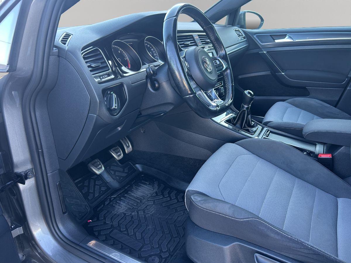 VOLKSWAGEN - Golf - 1.6 TDI 110 CV 5p. R LINE