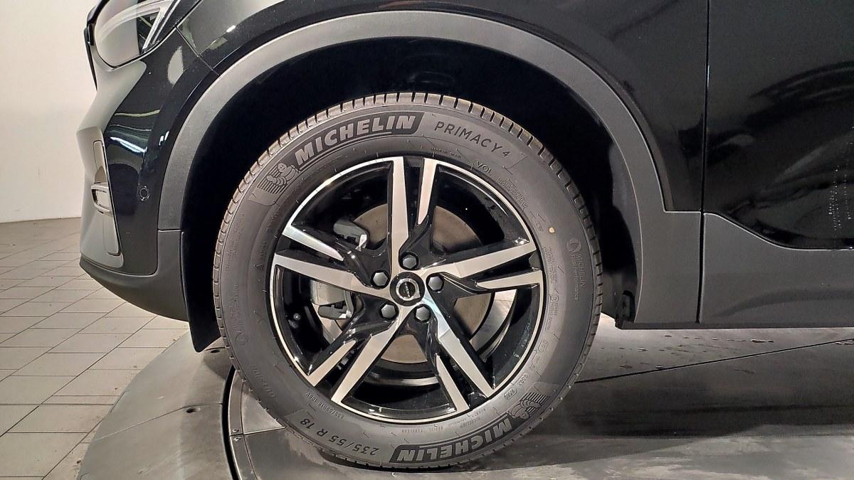 VOLVO Xc40 B3 Mild Hybrid Automatico Plus Dark