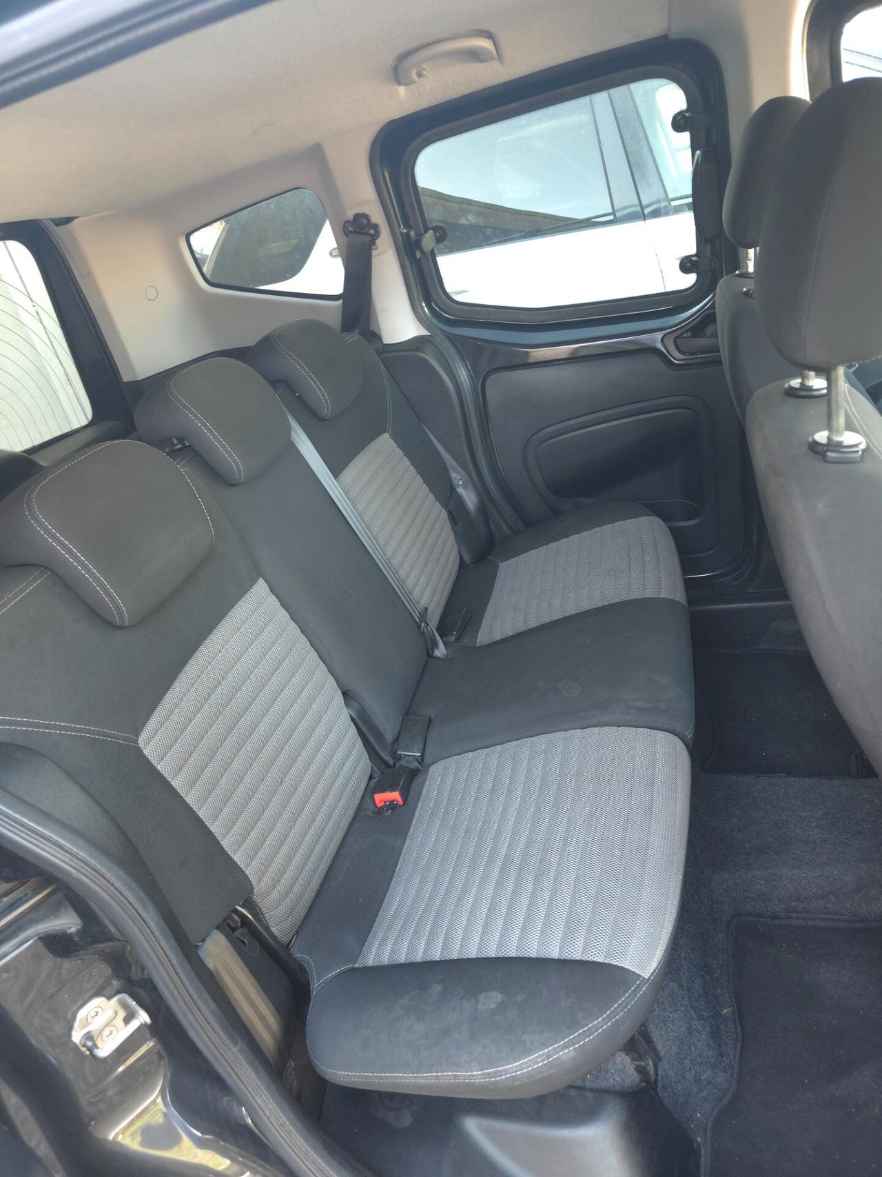 Fiat Qubo 1.3 MJT 95 CV Trekking