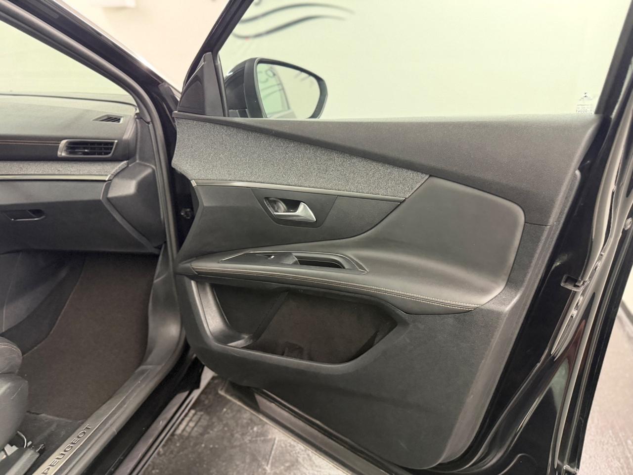 Peugeot 3008 (anno 2017)